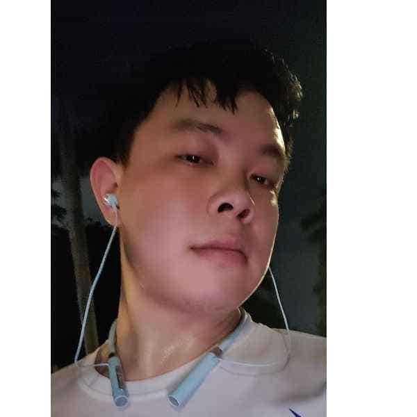 广西30岁单身帅哥真诚找对象-伊春征婚相亲网