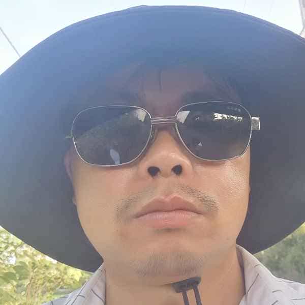 安徽38岁单身帅哥真诚找对象-伊春征婚相亲网
