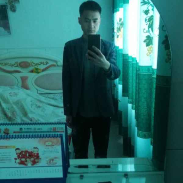 四川34岁单身帅哥真诚找对象-伊春征婚相亲网