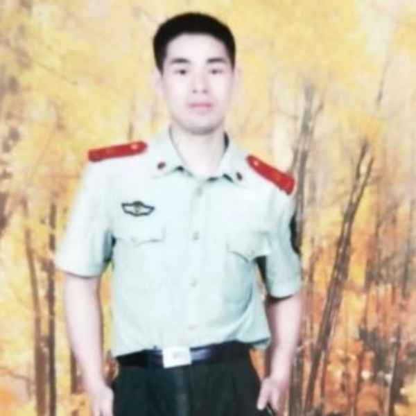江西37岁单身帅哥真诚找对象-伊春征婚相亲网