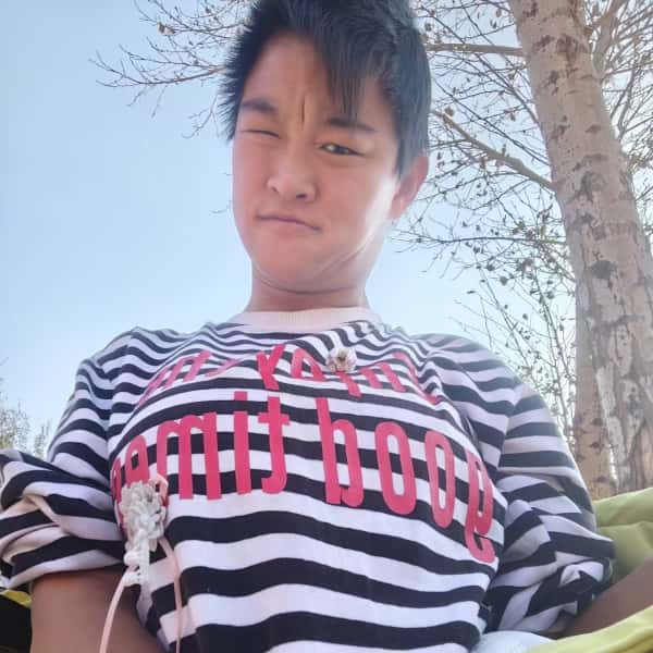 内蒙古24岁单身美女真诚找对象-伊春征婚相亲网