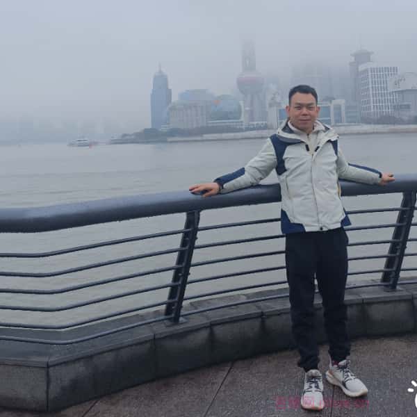 重庆37岁单身帅哥真诚找对象-伊春征婚相亲网