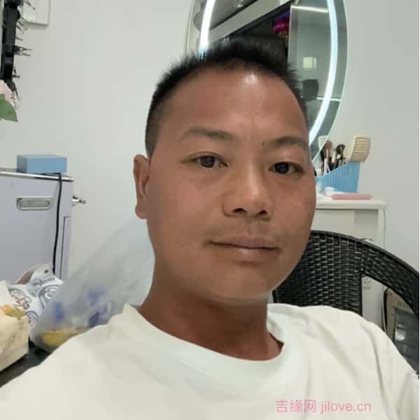 云南35岁单身帅哥真诚找对象-伊春征婚相亲网